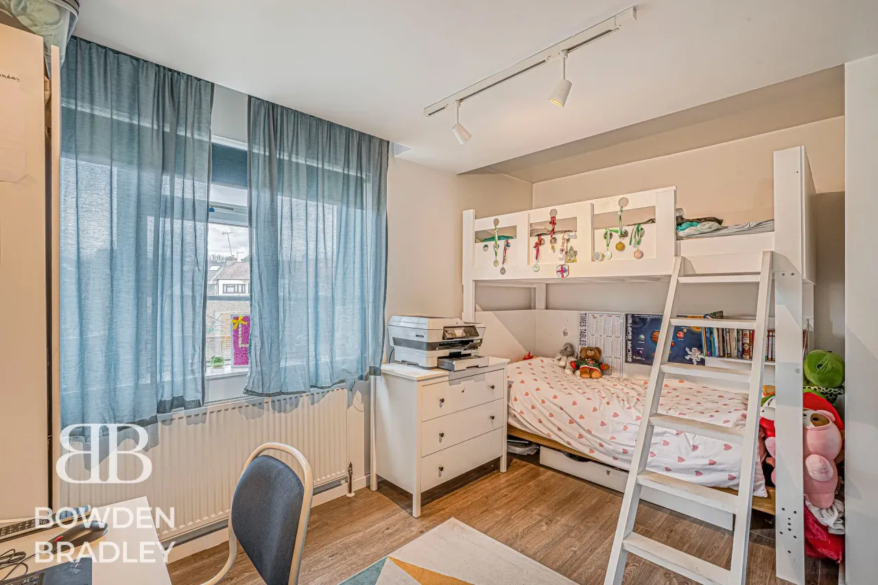 Love Lane, Woodford Green, IG8, photo 11