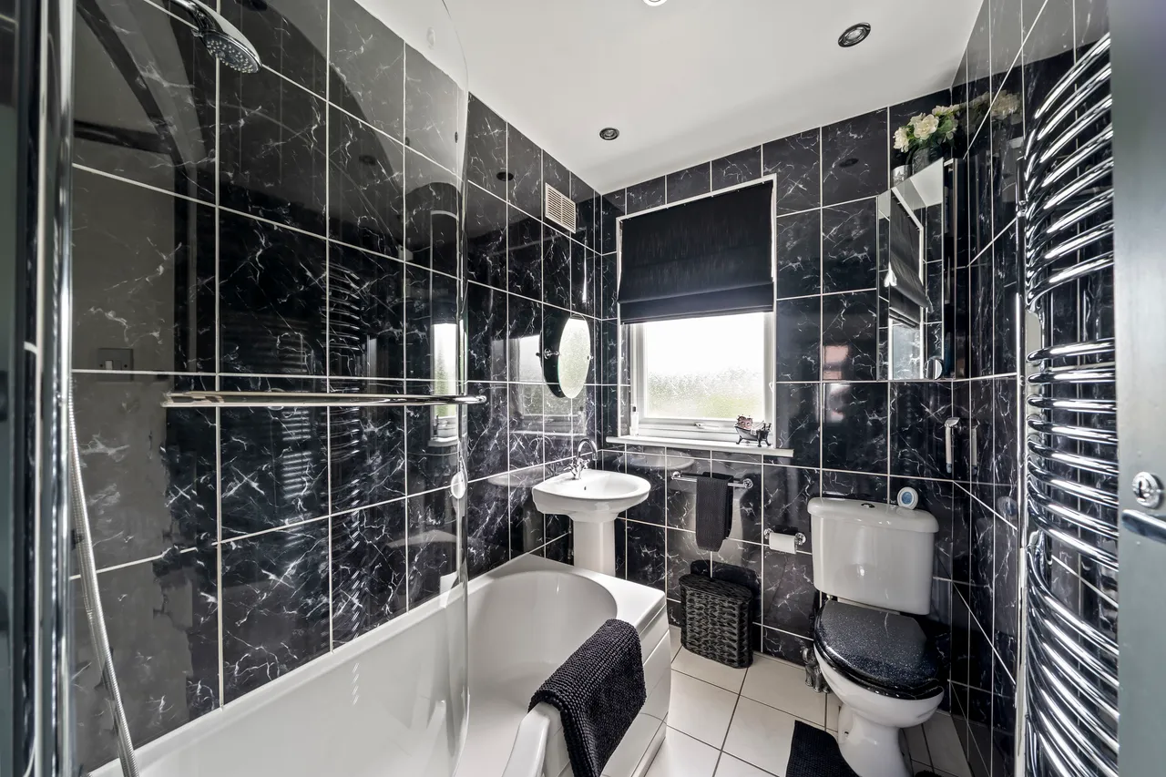 Sandringham Road, Worcester Park, KT4, photo 10