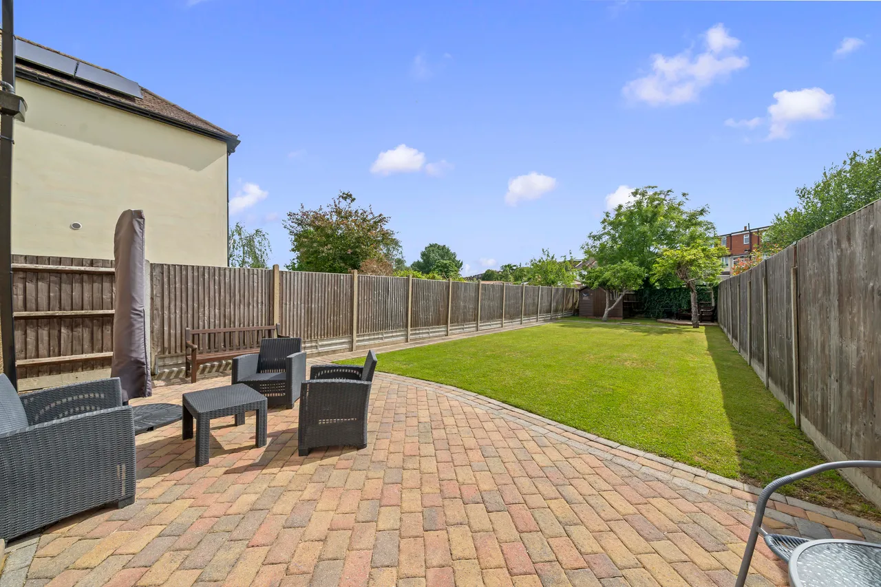 Sandringham Road, Worcester Park, KT4, photo 11