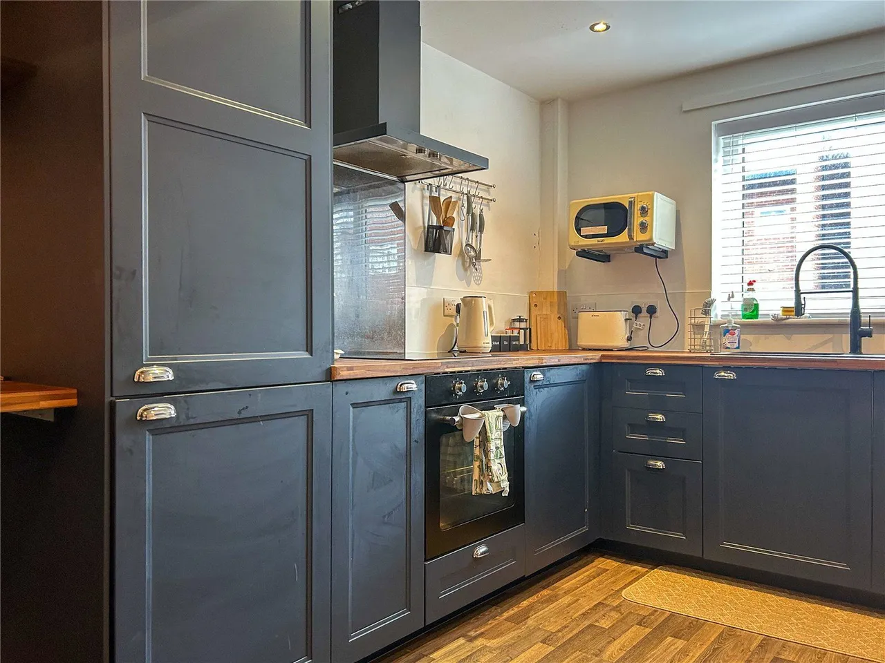 Sandal Street, Miles Platting, M40, photo 8