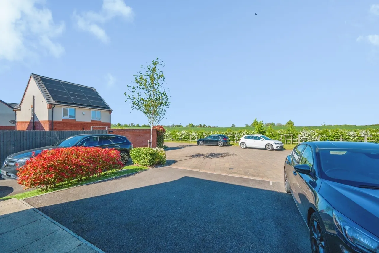 Hewett Close, Tamworth, Staffordshire, B79, photo 2
