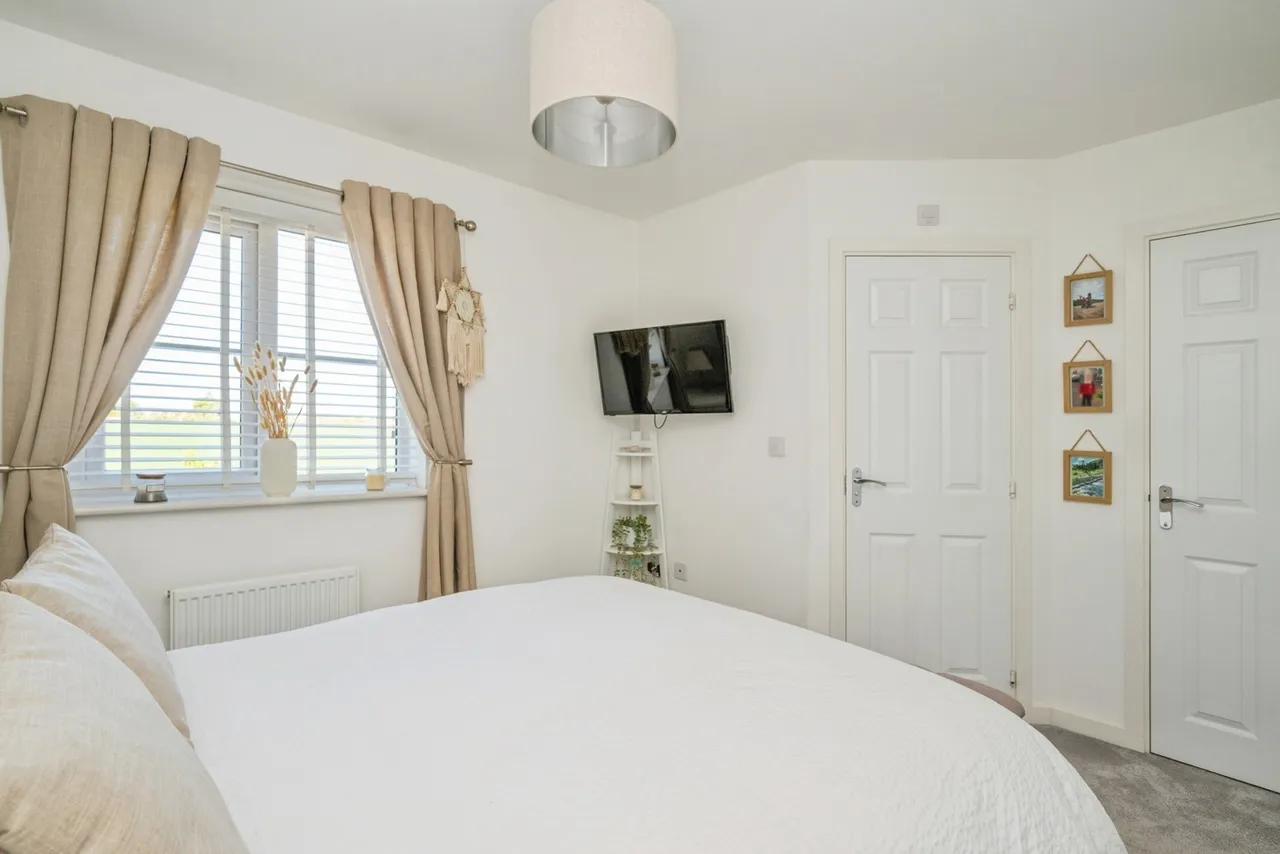 Hewett Close, Tamworth, Staffordshire, B79, photo 13