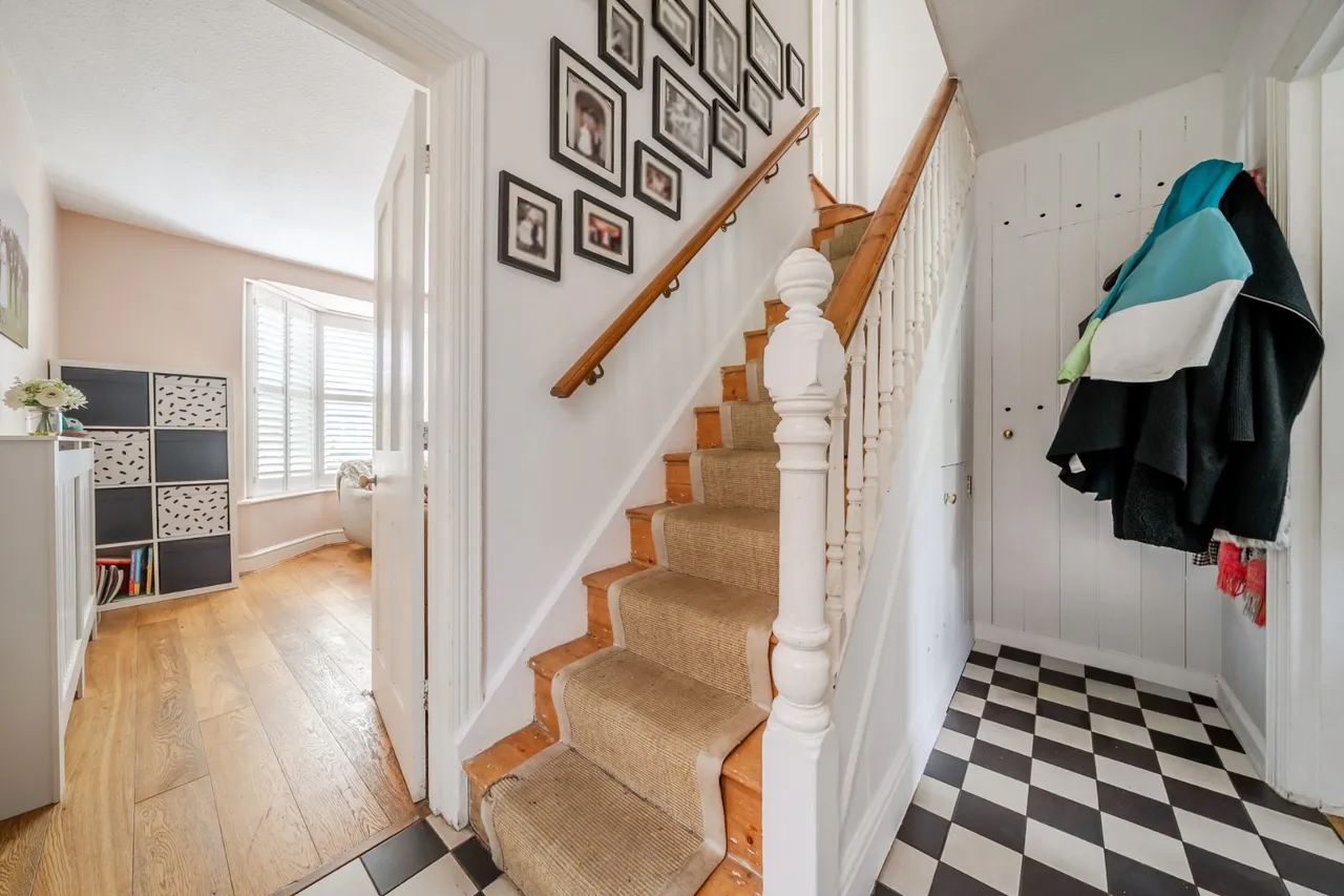 Hallam Road, Godalming, GU7, photo 12