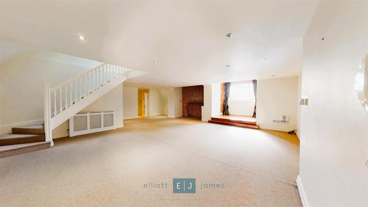 Hill Hall, Theydon Mount, CM16, photo 2