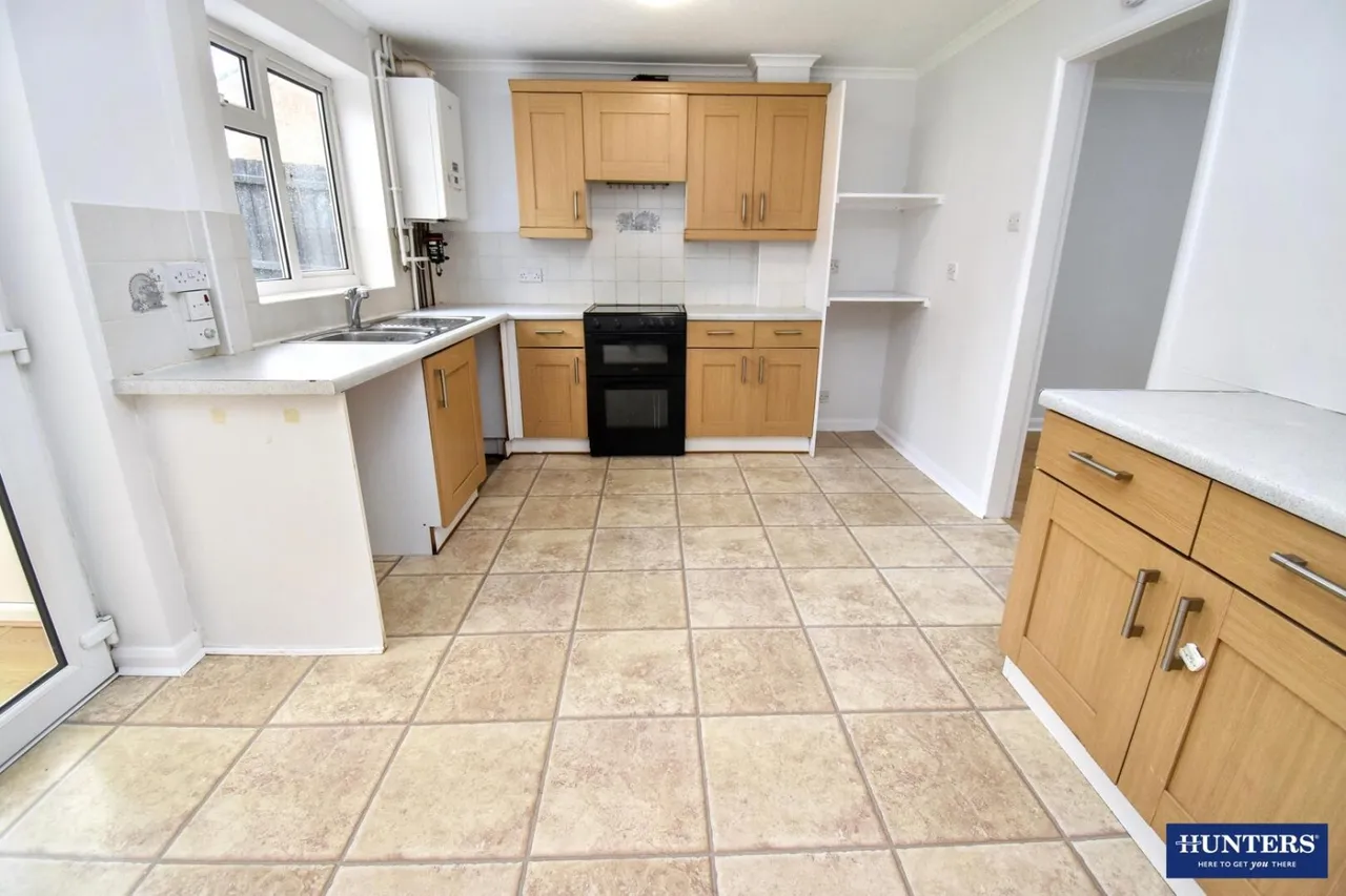 Bideford Close, Wigston, LE18, photo 3