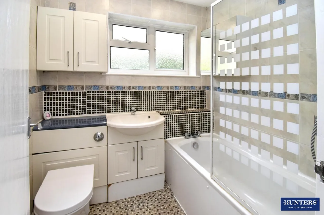Bideford Close, Wigston, LE18, photo 11