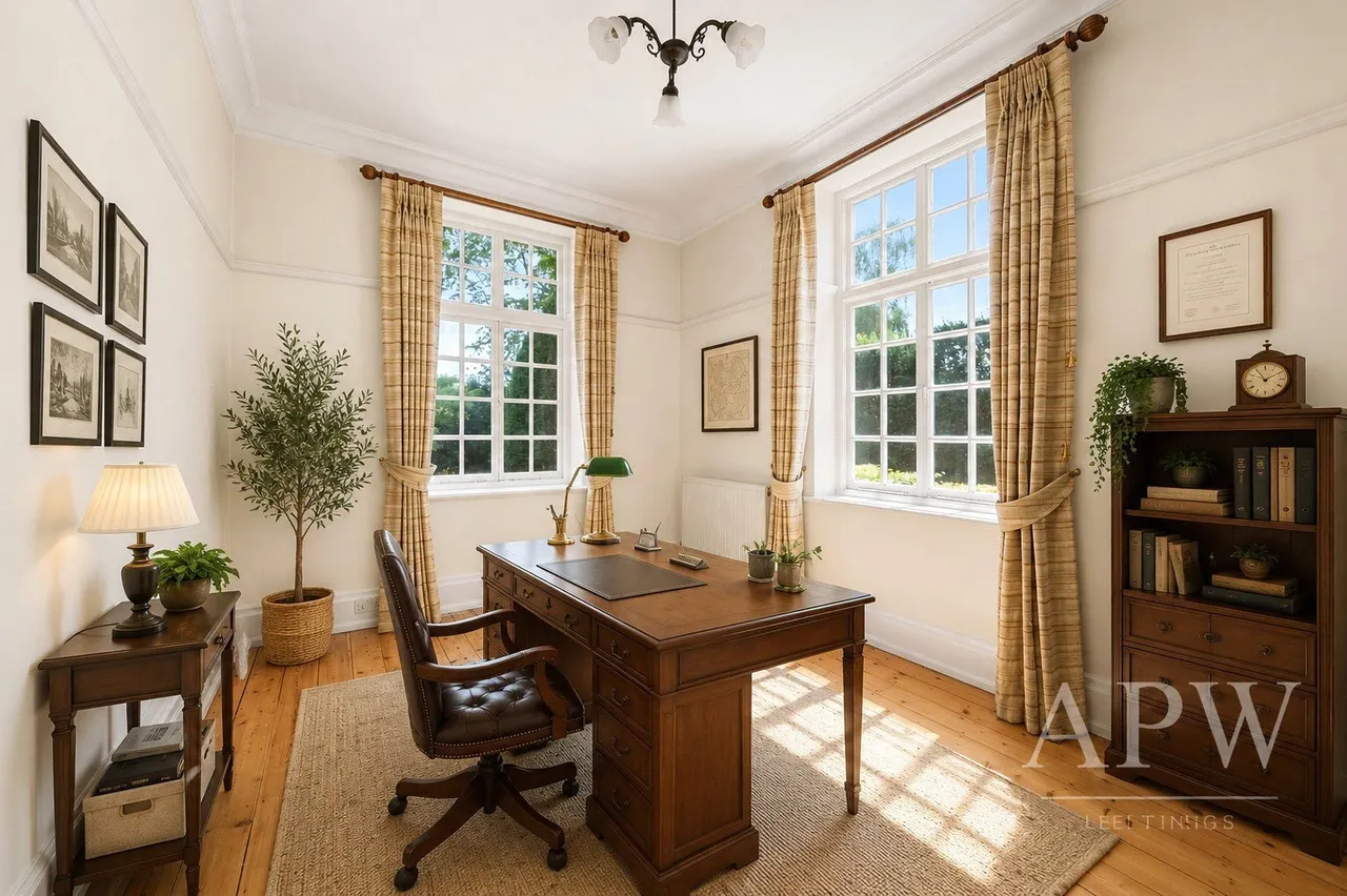 New Road, Esher, Surrey, KT10, photo 5