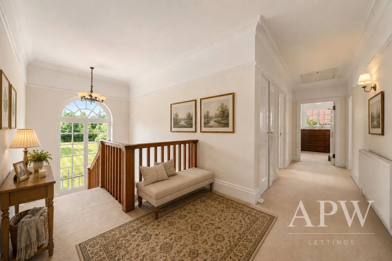 New Road, Esher, Surrey, KT10, photo 7