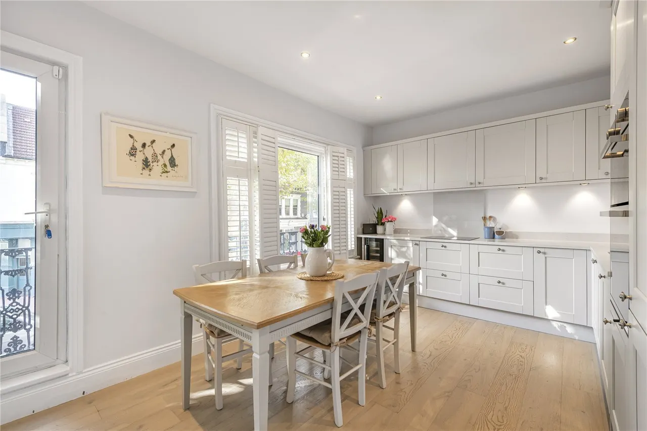 3 bed flat for sale — Wandsworth Bridge Road, Fulham, London, SW6