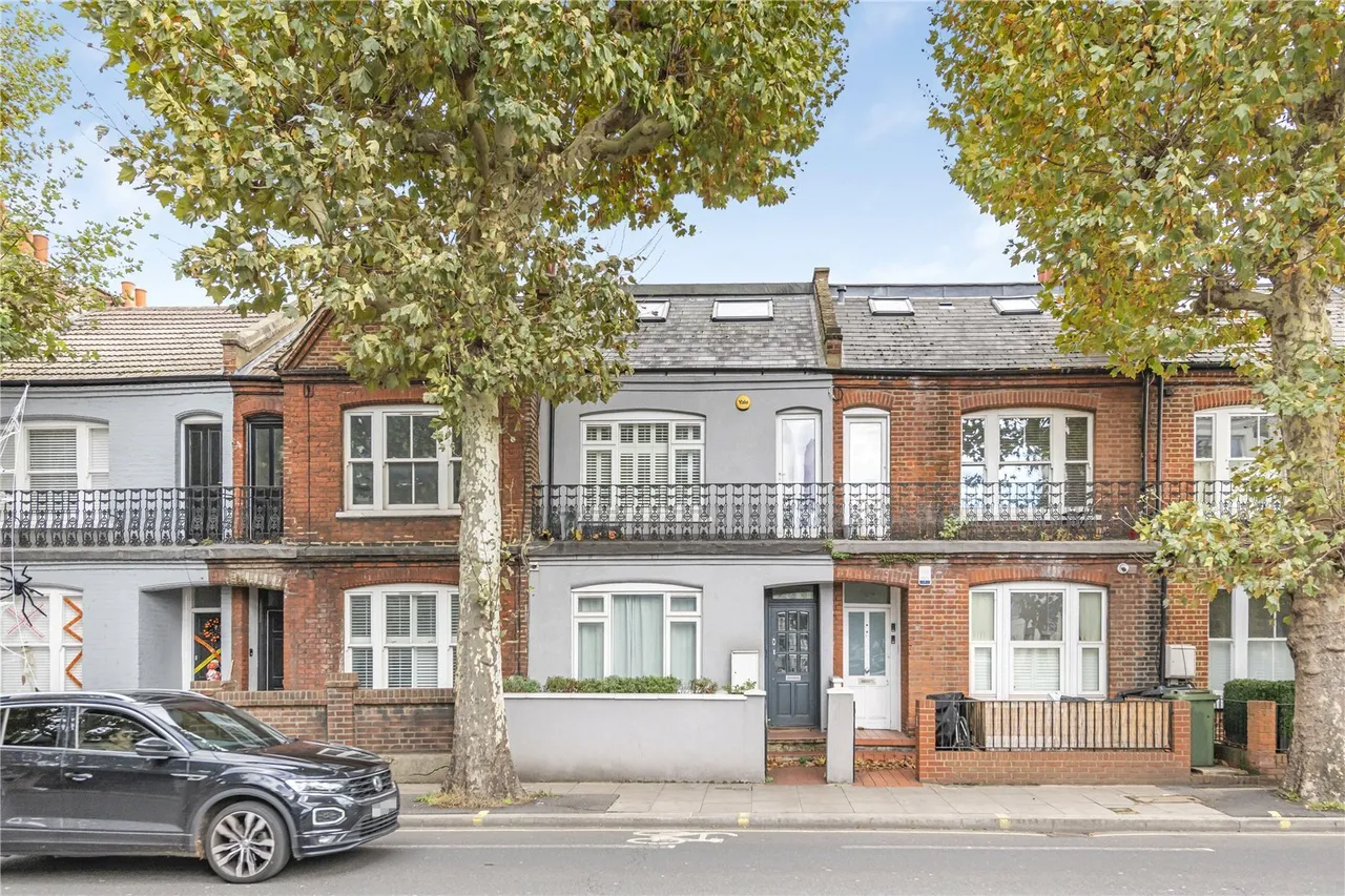Wandsworth Bridge Road, Fulham, London, SW6, photo 16