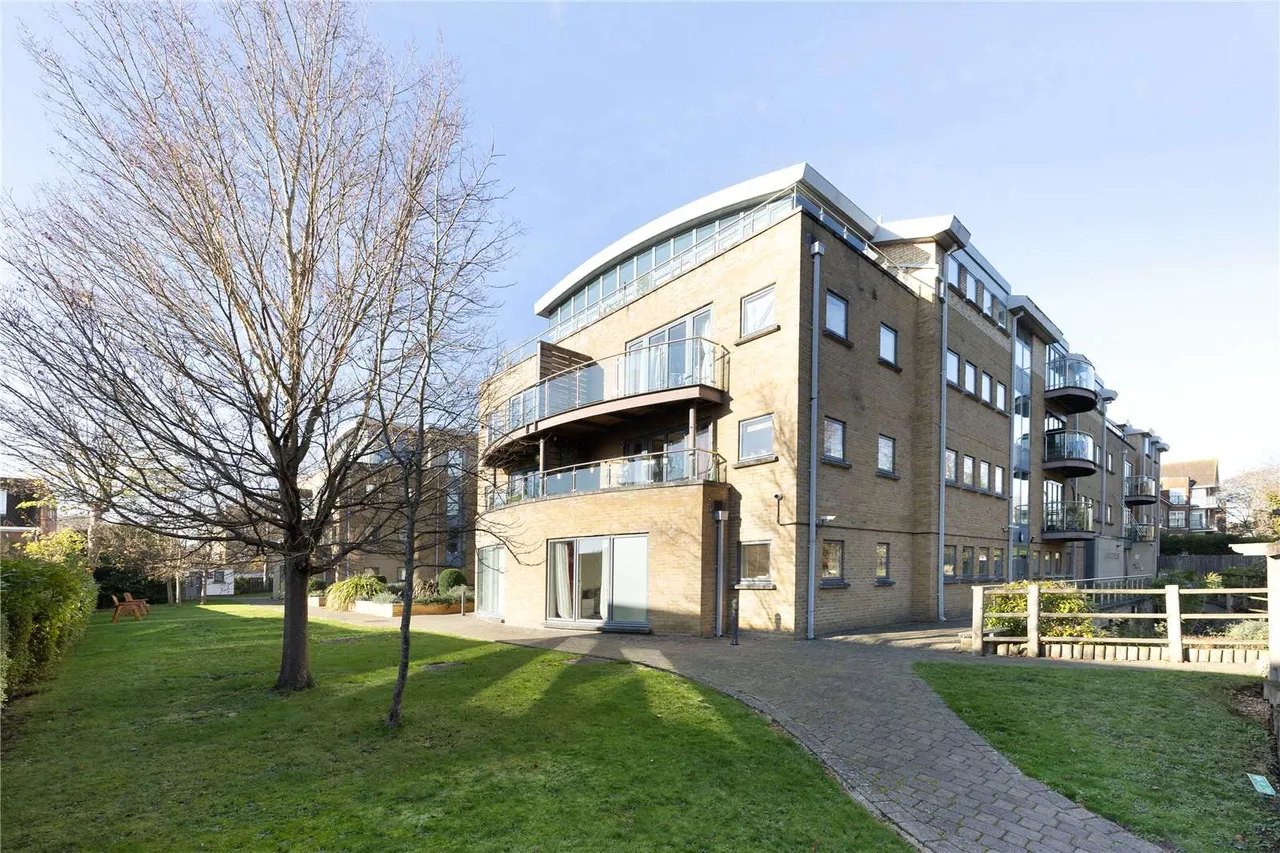 2 bed flat for sale — The Downs, Wimbledon, London, SW20 8JG