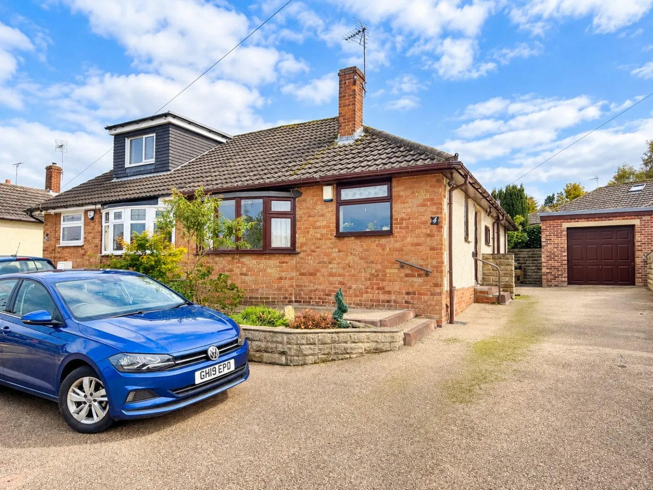 2 bed house for sale, Pyenot Avenue, Cleckheaton, BD19