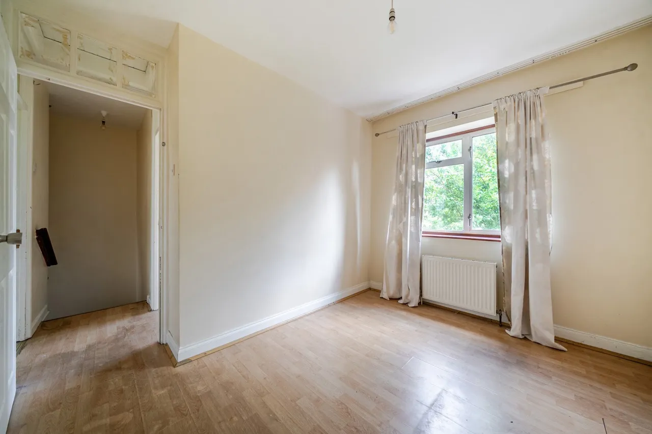 Castillon Road, SE6, photo 14