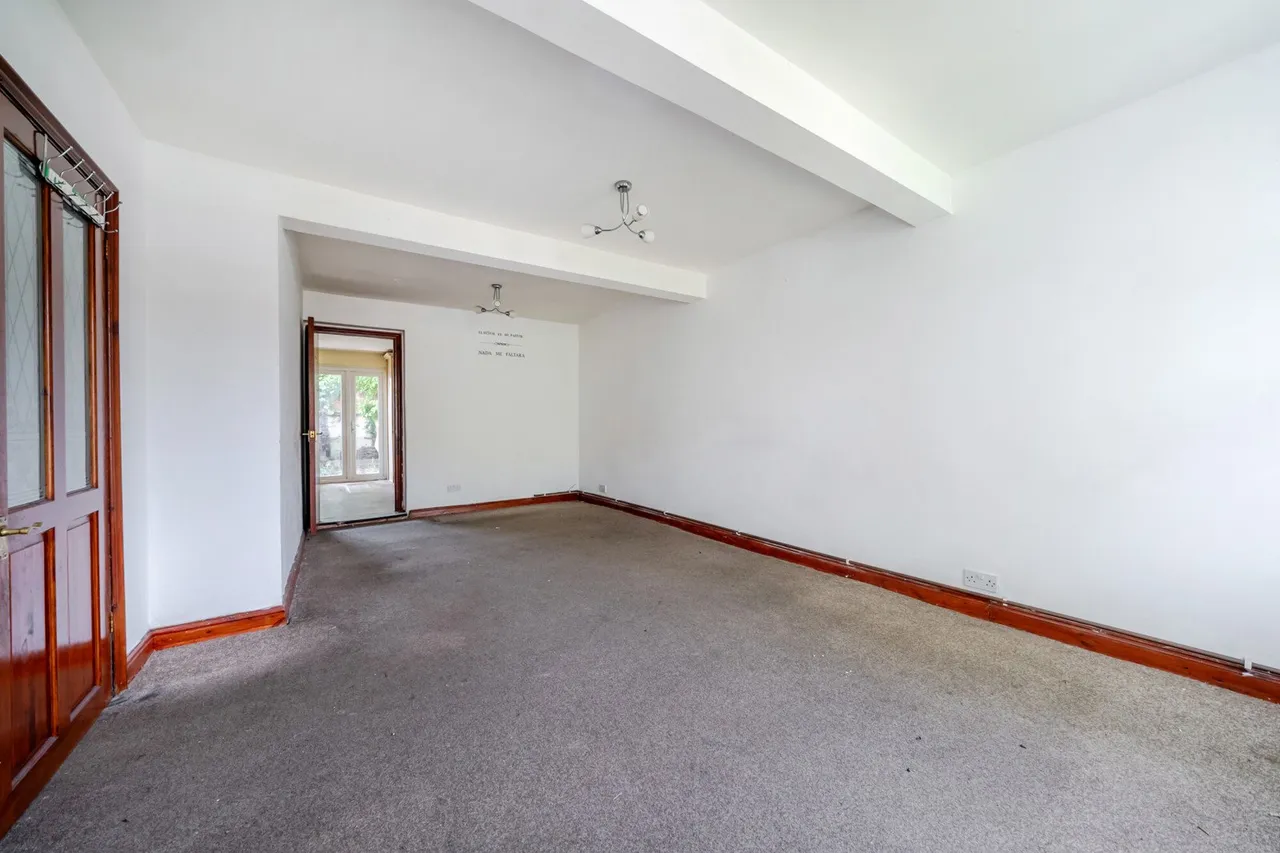 Castillon Road, SE6, photo 3