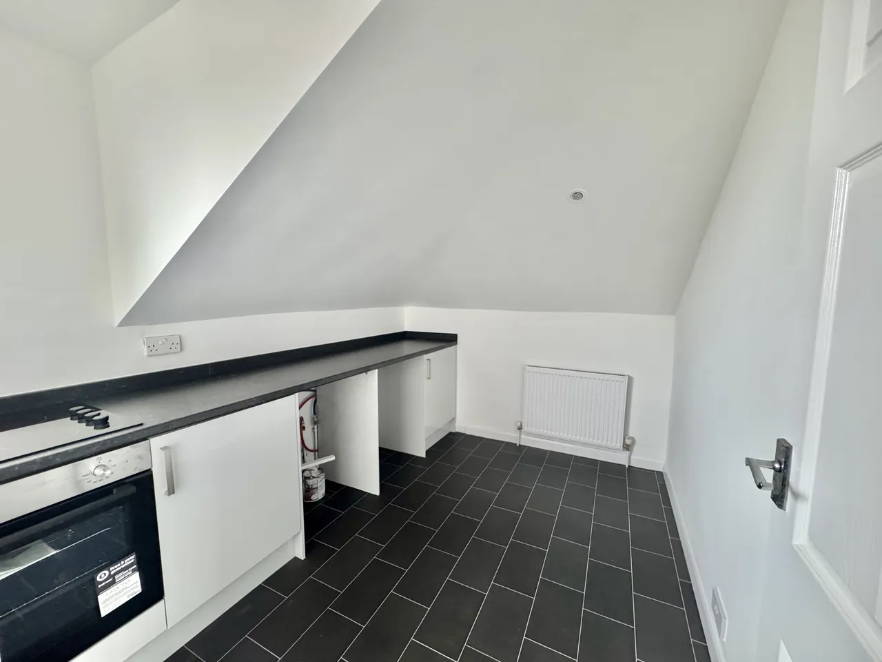 St. Andrews Road, Southsea, PO5, photo 2