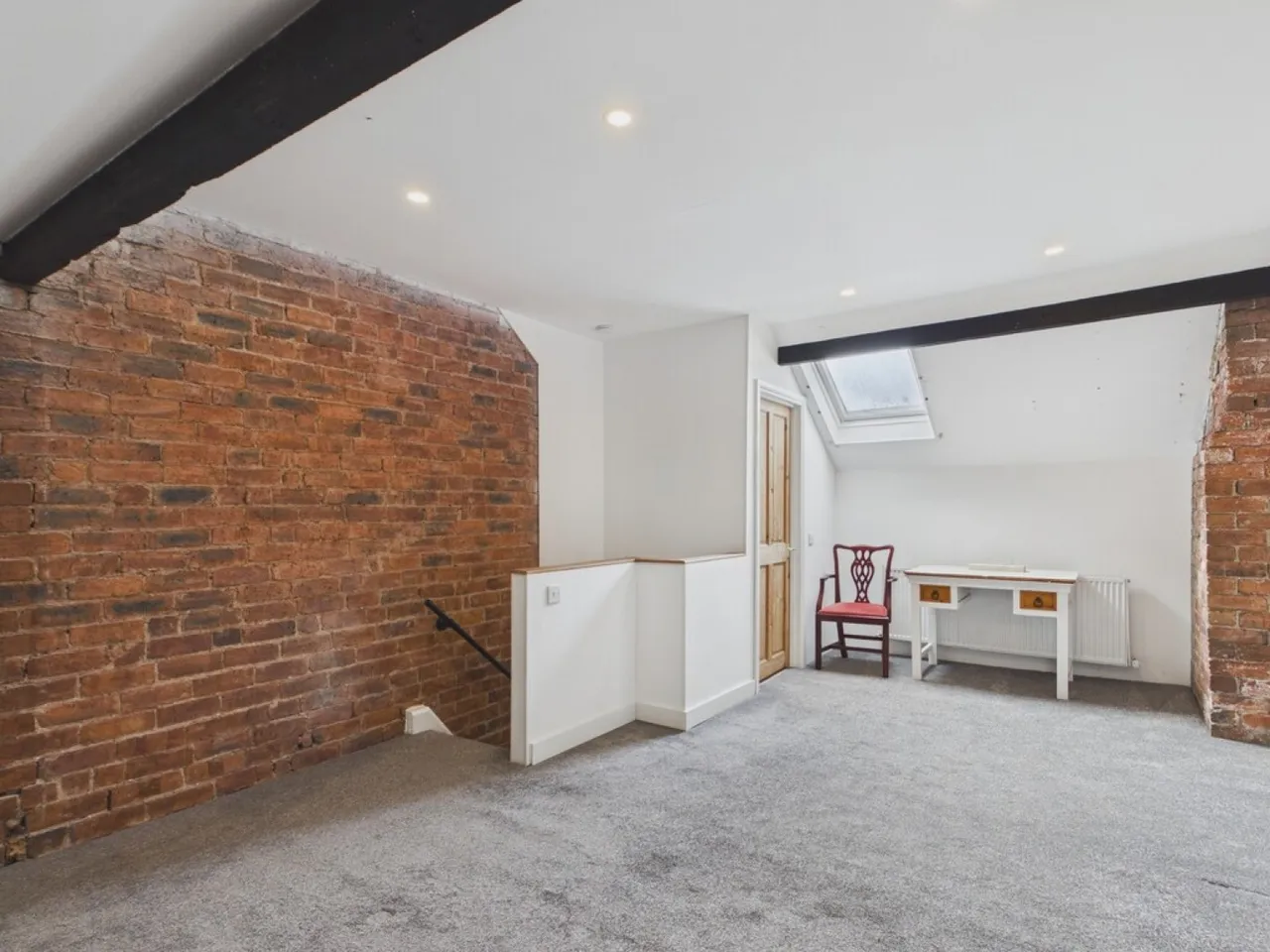 Wharf Lane, Staveley, S43, photo 3