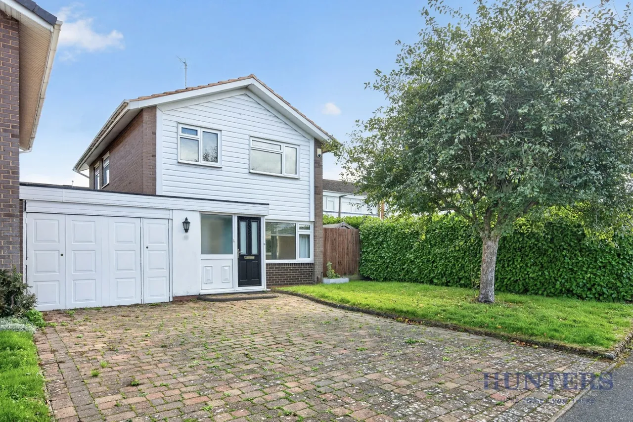 3 bed house for sale, Eastfield Drive, Solihull, B92
