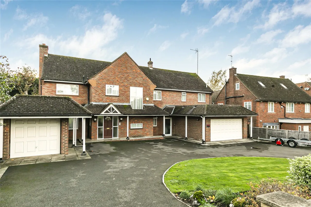 Crescent West, Hadley Wood, EN4 0EG, photo 2