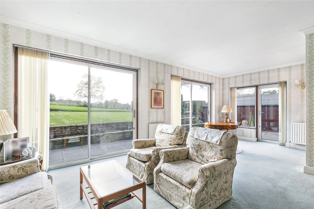 Crescent West, Hadley Wood, EN4 0EG, photo 8