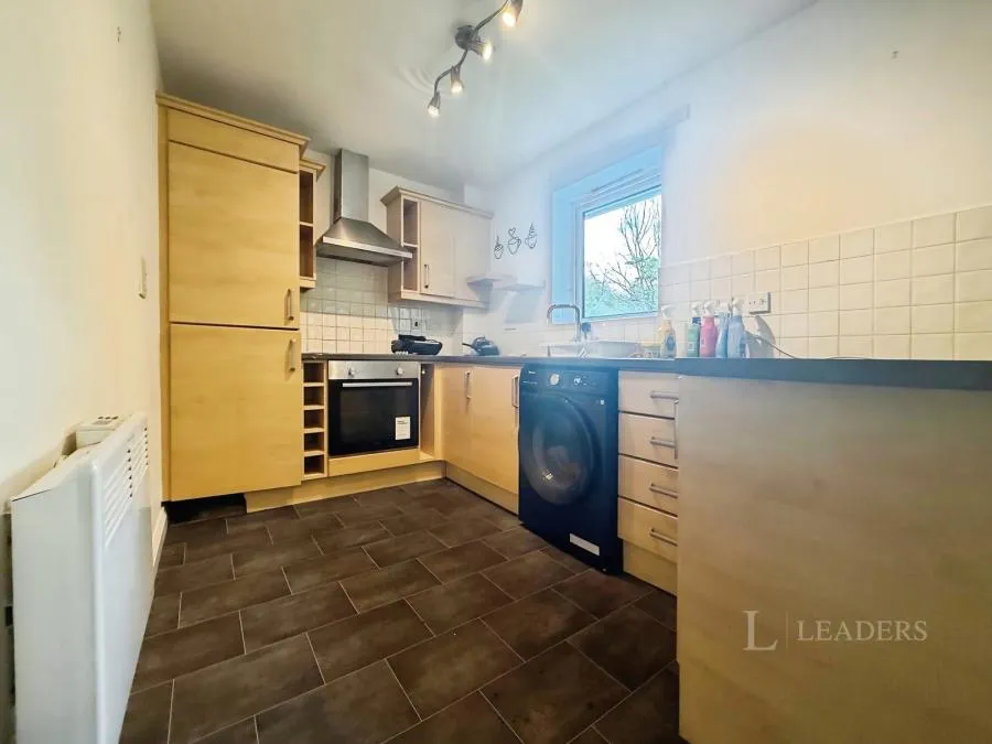 Hagley Road West, Oldbury, B68, photo 7
