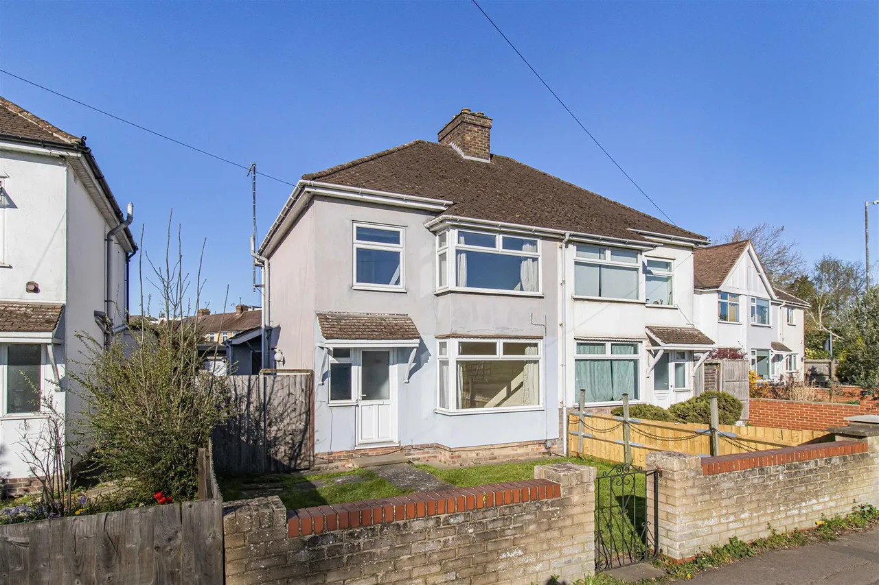 3 bed property for sale, Coldhams Lane, Cambridge, CB1