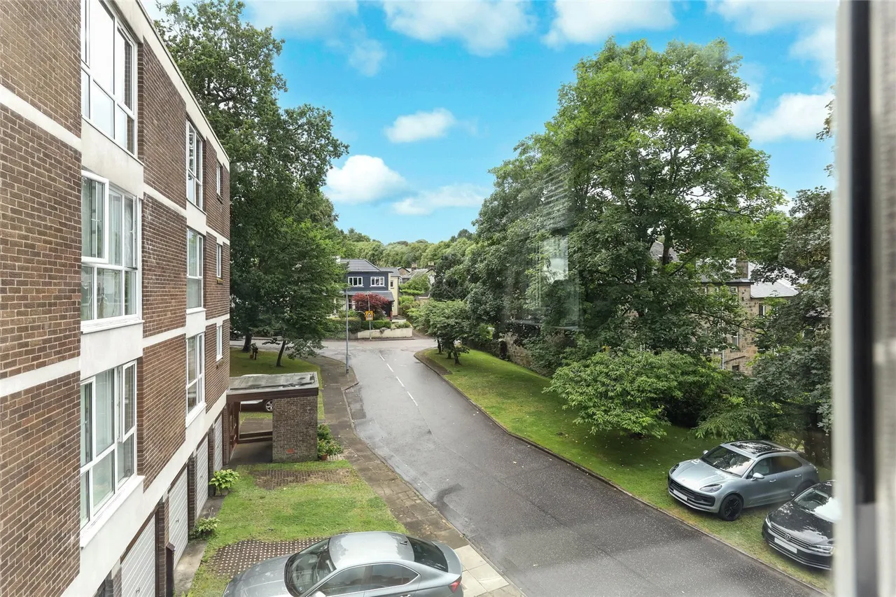 Ladywood Estate, Milngavie, Glasgow, East Dunbartonshire, G62, photo 20
