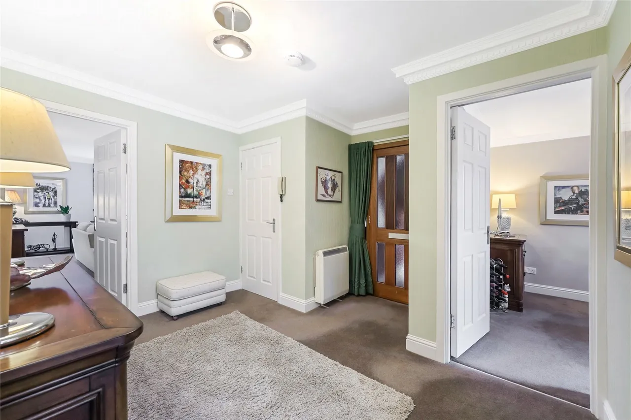 Ladywood Estate, Milngavie, Glasgow, East Dunbartonshire, G62, photo 17