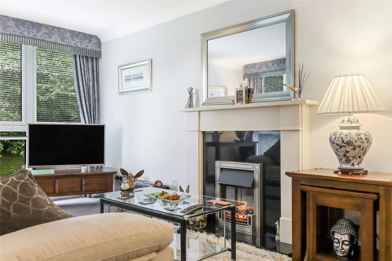 Ladywood Estate, Milngavie, Glasgow, East Dunbartonshire, G62, photo 6