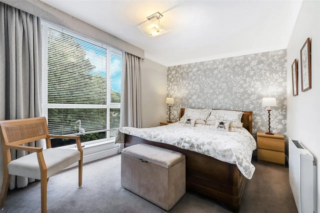 Ladywood Estate, Milngavie, Glasgow, East Dunbartonshire, G62, photo 4