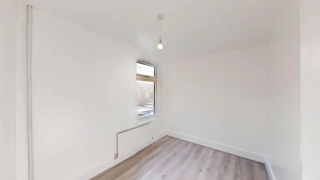 Faircross Avenue, Barking, IG11, photo 6