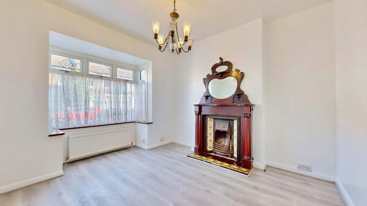 Faircross Avenue, Barking, IG11, photo 3