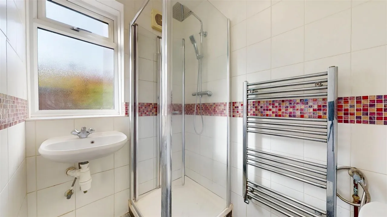 Faircross Avenue, Barking, IG11, photo 8