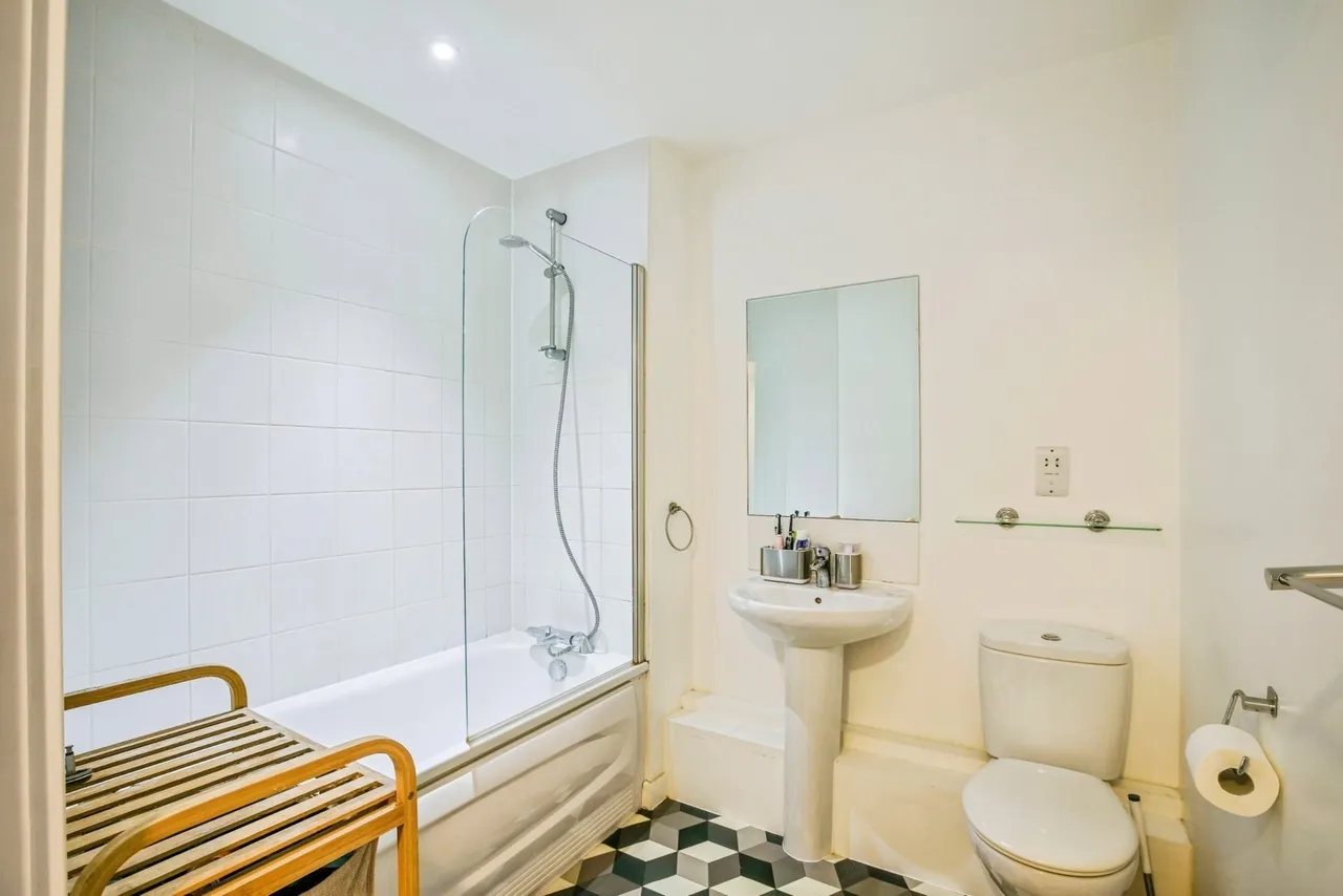 Addiscombe Grove, Croydon, Surrey, CR0, photo 14