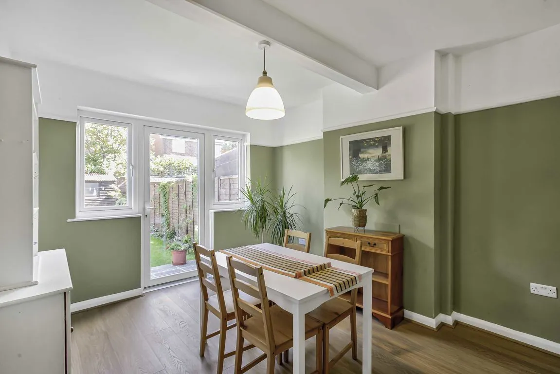 Glenister Park Road, SW16, photo 3