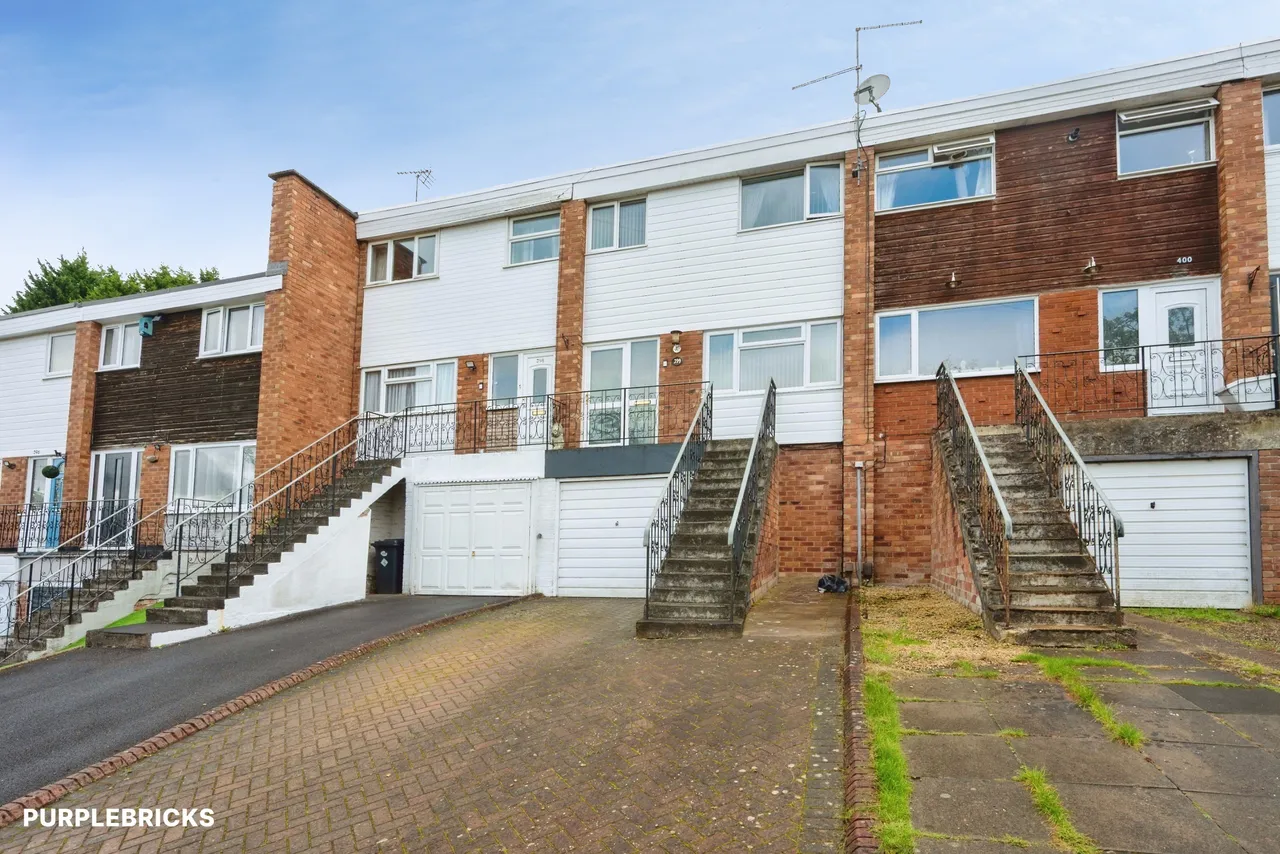 3 bed house for sale, Stourbridge Road, Kidderminster, DY10