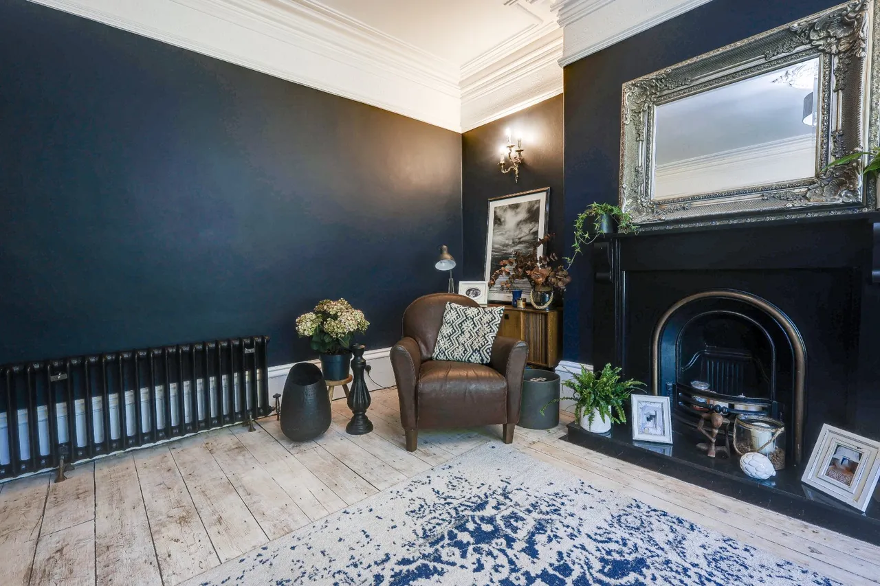 Town Gate, Calverley, LS28, photo 5
