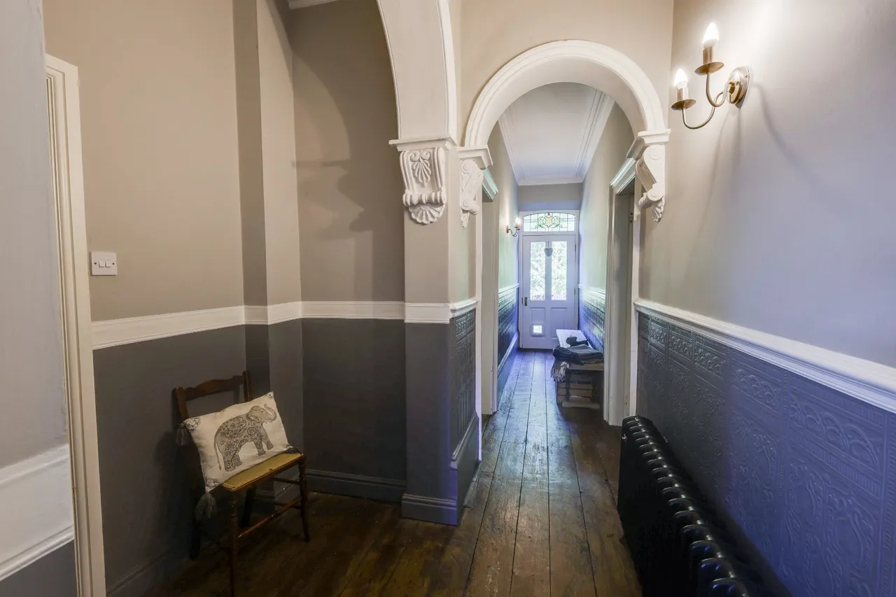 Town Gate, Calverley, LS28, photo 9