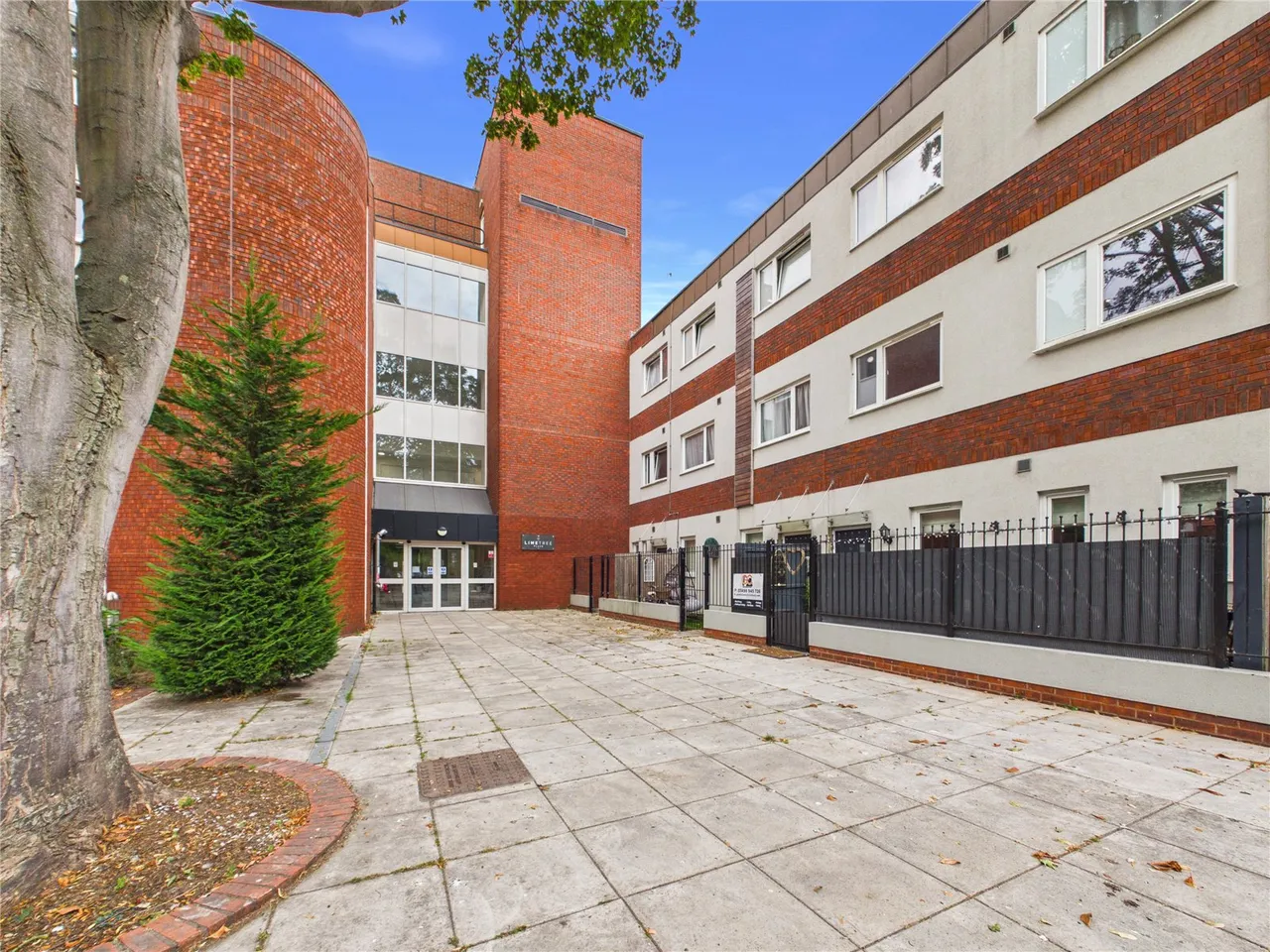 1 bed upper floor for sale, Collingwood Road, Witham, CM8