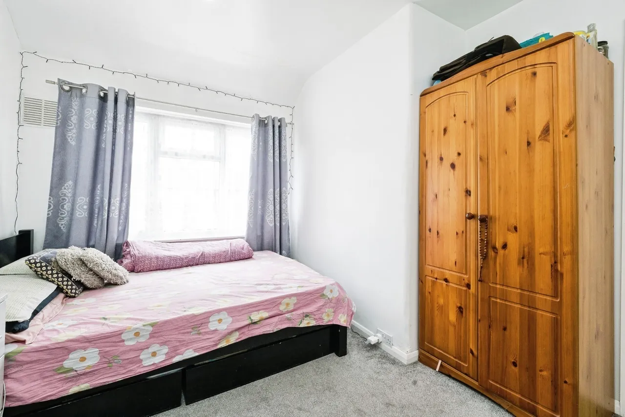 Thetford Road, Dagenham, RM9, photo 20