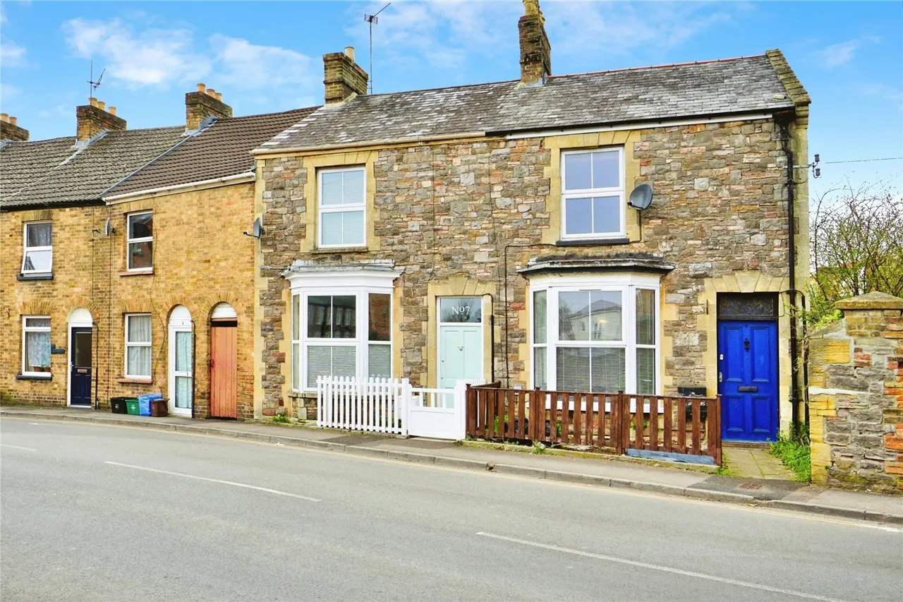 2 bed house for sale, Burton Place, Taunton, TA1