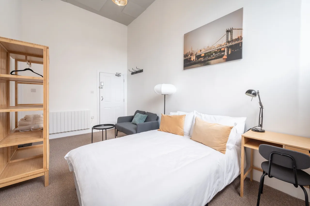 Flat 1, 708 High Road, London, photo 7