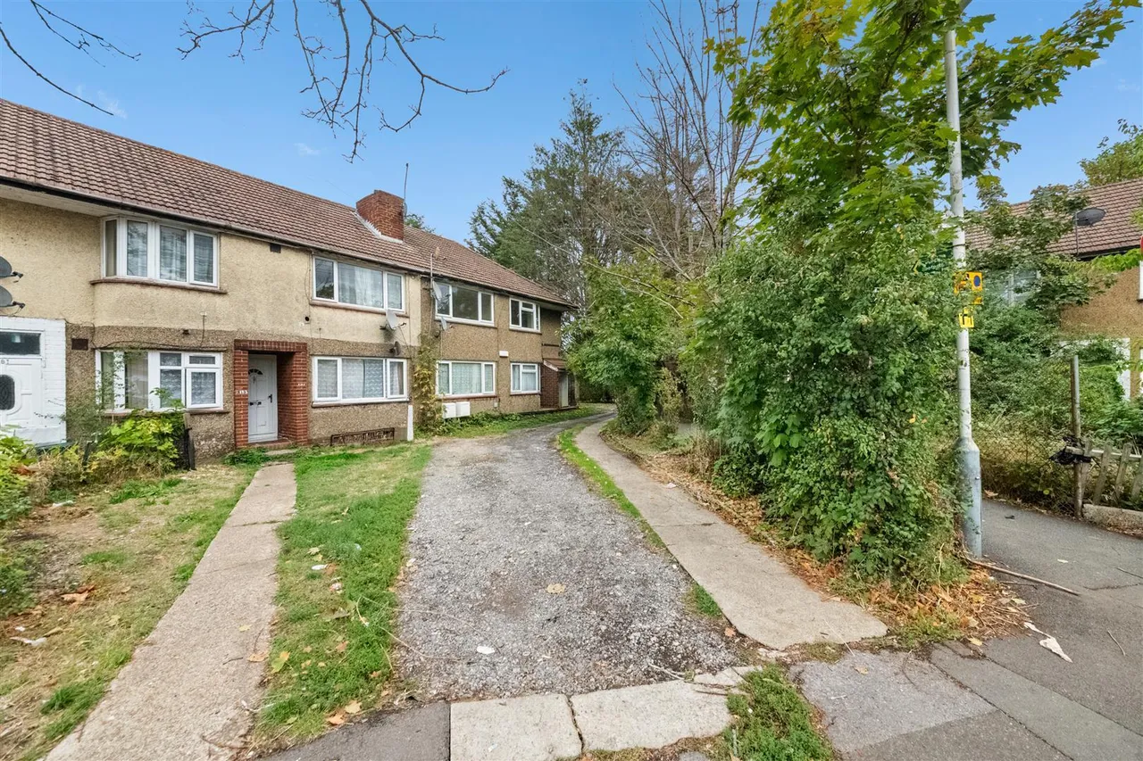 Ashford Avenue, Hayes, photo 12