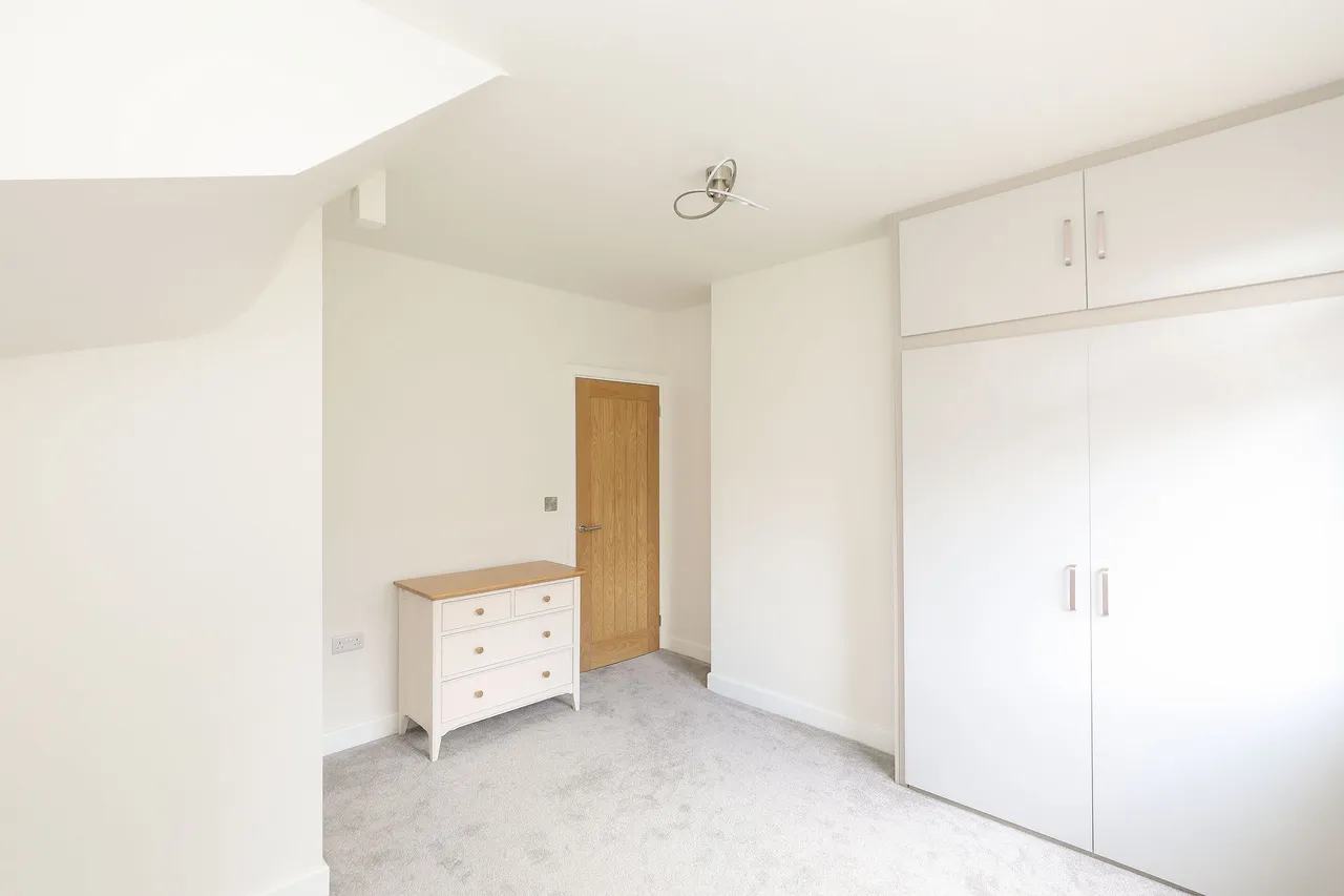 Southwell Road, Sheffield, S4, photo 8