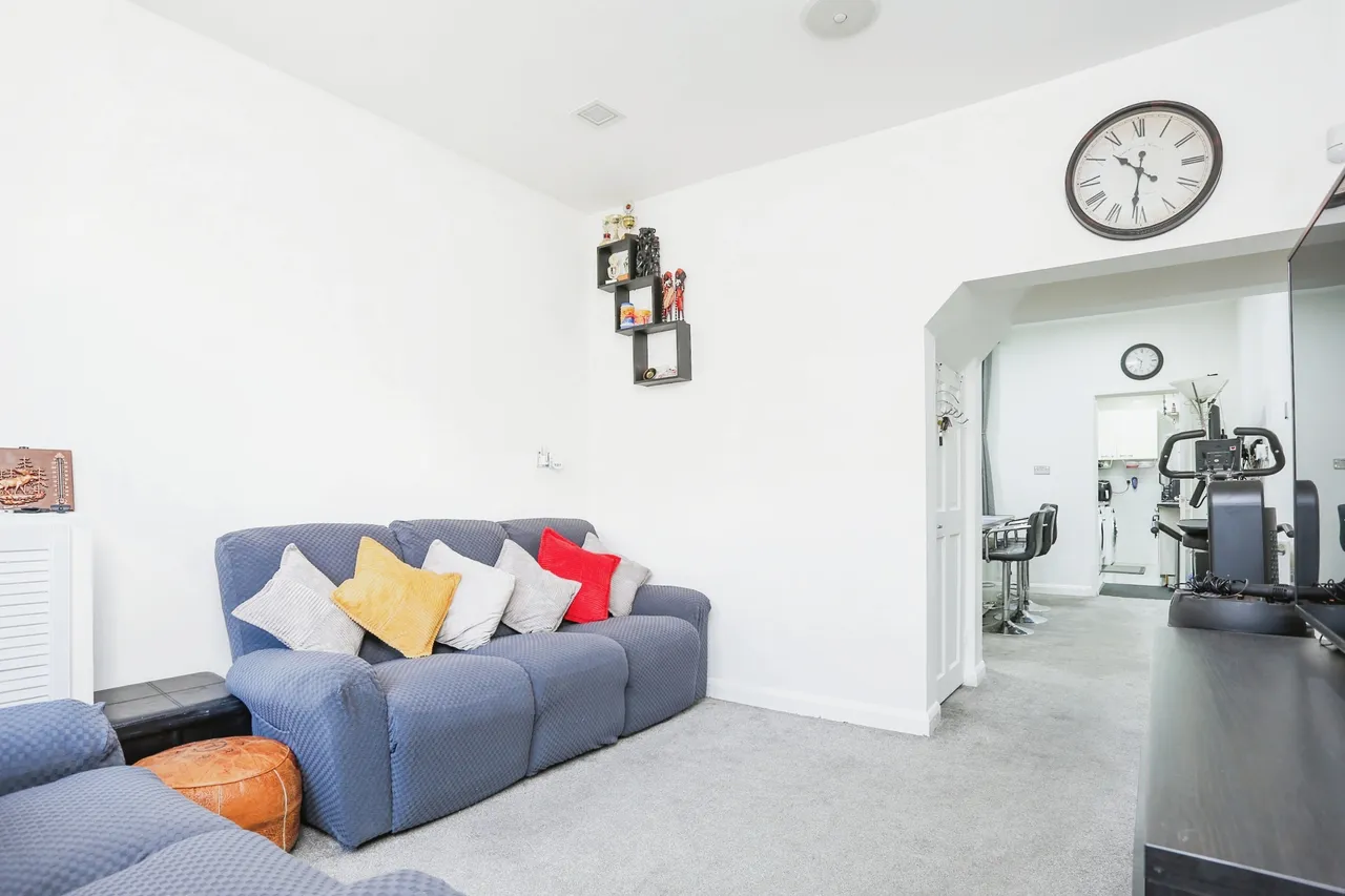 Thurlby Road, Leicester, LE5, photo 3