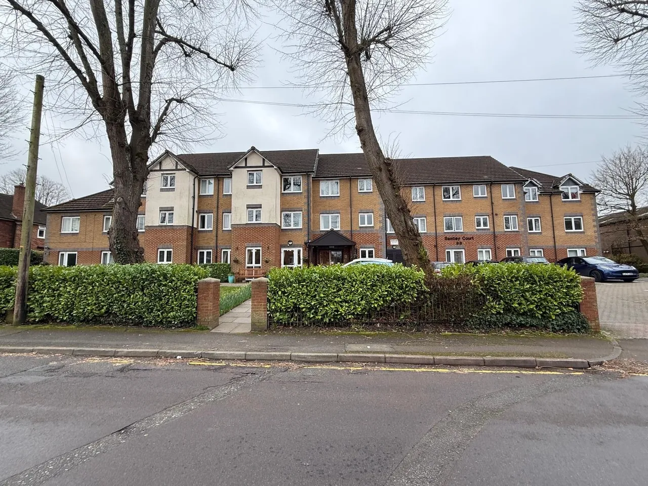 Upper Gordon Road, GU15, photo 7