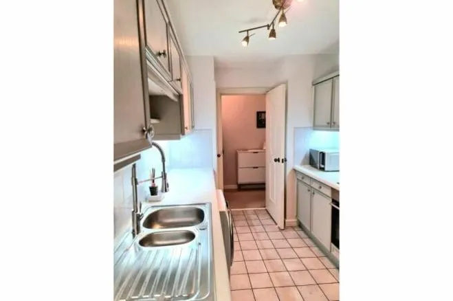 Homer Drive, London, E14, photo 6