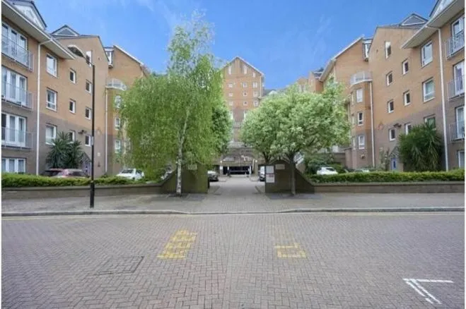 Homer Drive, London, E14, photo 15