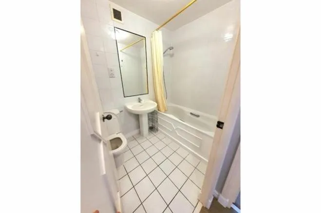 Homer Drive, London, E14, photo 8