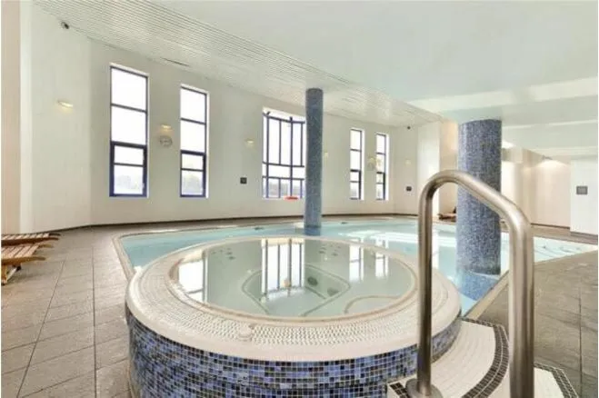 Homer Drive, London, E14, photo 9