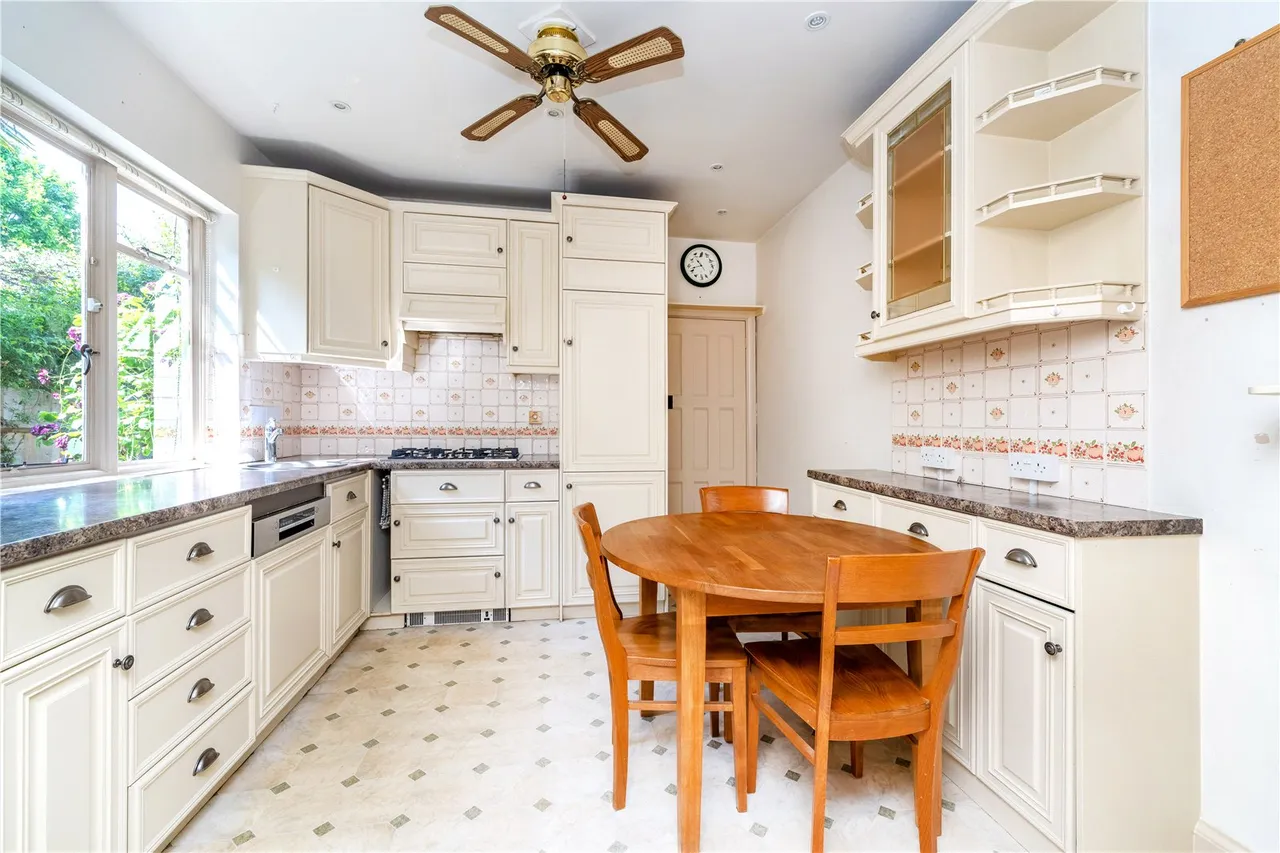 Tudor Road, Hampton, TW12 2NG, photo 5